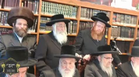 satmar twitter|satmar bucher twitter.